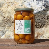 Bocaux de fruits au naturel