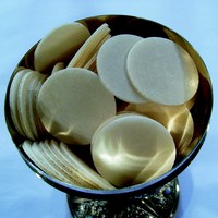 Réseau de distribution des hosties à l'intention des paroisses